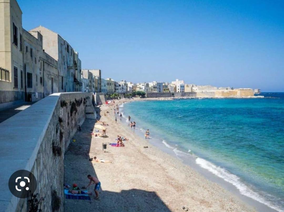 Acquamarina House Trapani Apartment Bagian luar foto